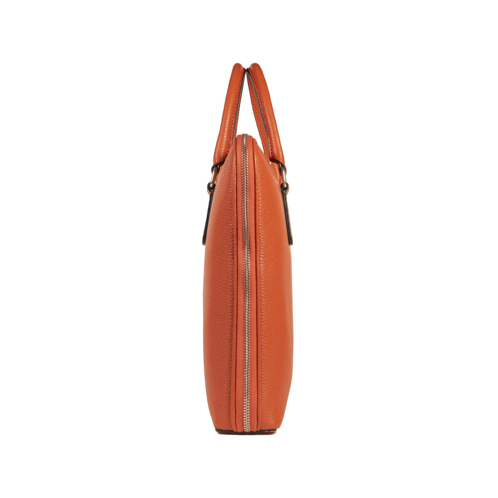 RB1019L | Cartella Business Unisex in Vera Pelle Made in Italy con tracolla removibile. Attacchi con moschettoni in metallo Nickel Lucido - Colore Arancione - Dimensioni: cm 37 x 29 x 6,5-3