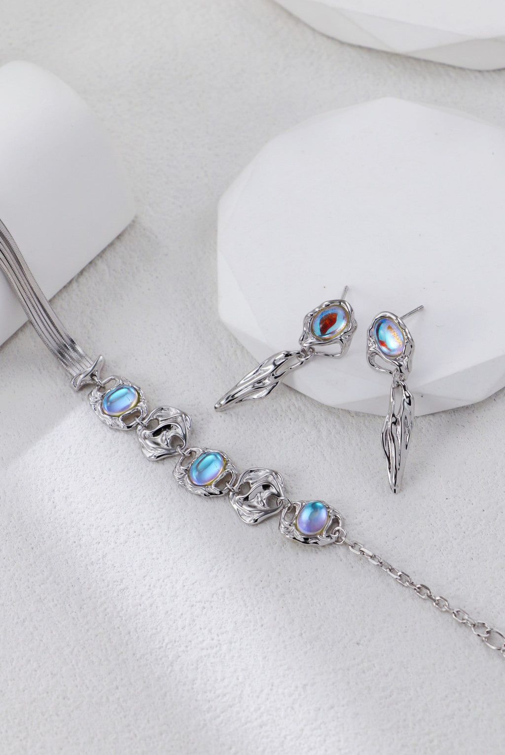 Retro Moonstone Earrings